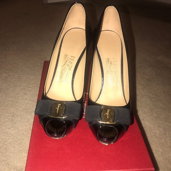 Salvatore Ferragamo Shoes - Ferragamo Black Heels with Box. Size 5 1/2